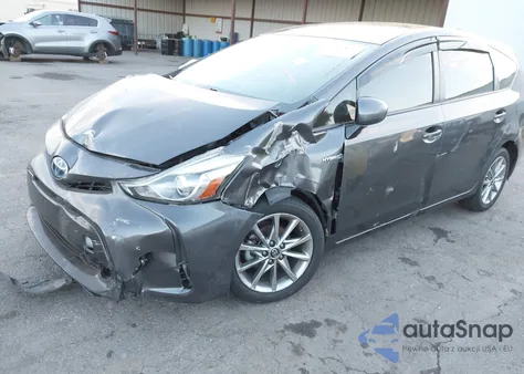 2017 Toyota Prius V Five z USA, uszkodzony, nr VIN JTDZN3EU8HJ062810